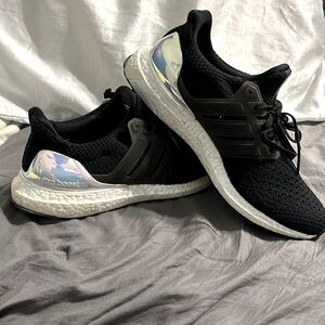Ultraboost iridescent black running sneaker